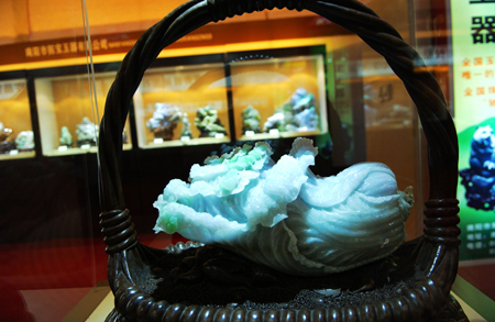 玉雕精品亮相河南南陽玉雕節