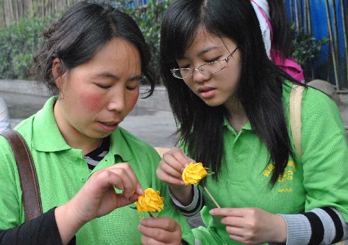 “媽媽之花”孕育都江堰震區希望