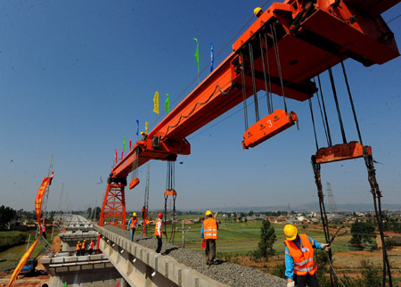 滬昆鐵路六沾二線架梁工程正式開工