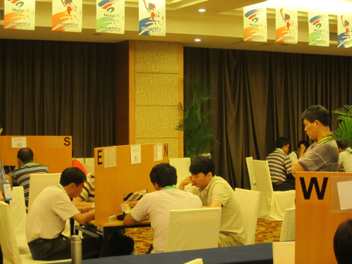 四體會橋牌賽完美收官 “棋圣”跨項出戰獲三等獎