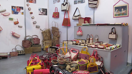 “橋頭堡”助推昆交會(huì) 館內(nèi)盡顯民族風(fēng)