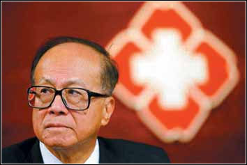 吸金地產(chǎn)界:10位女富豪和17位男富豪大PK