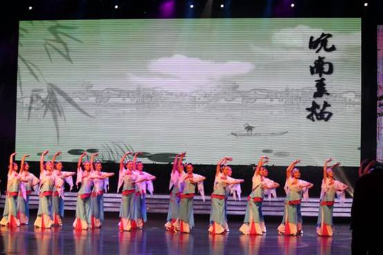 安徽旅游推介會(huì)上藝術(shù)推介精彩紛呈(組圖)