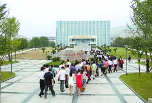 重慶市廉政教育基地探秘:文強痛哭張宗海痛悔(圖)