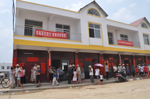 南陽(yáng)移民：新家園中開(kāi)始美好新生活