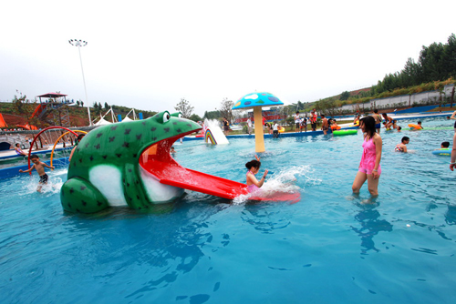 西峽恐龍遺跡園之龍都水上樂園盛裝開園