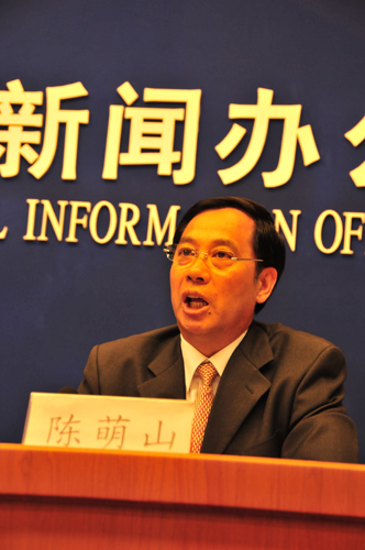 農業部介紹夏糧生產和上半年農業形勢等情況