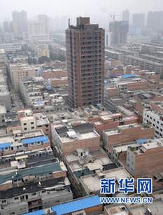 西安曝光23層“最牛違建”家家分房四五套 圖