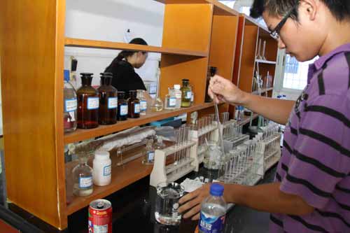 上杭縣環(huán)保部門(mén)每日檢測(cè)汀江水質(zhì)均穩(wěn)定達(dá)標(biāo)