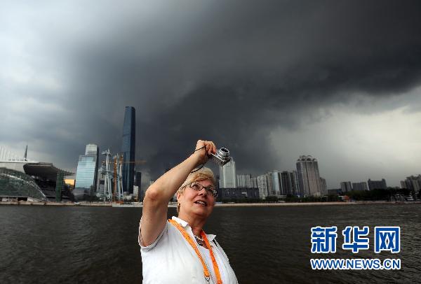 臺風“燦都”已在廣東吳川登陸 預計今晚進入廣西