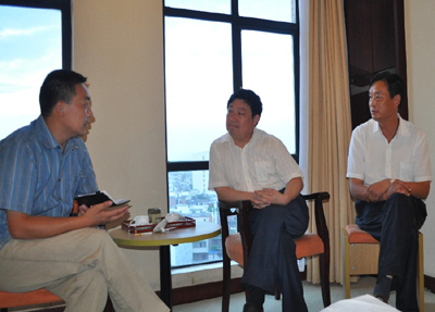 河南鄧州市移民安置地 齊心協力謀發展(圖)