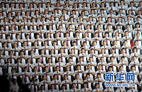 全軍和武警部隊開展各種活動喜迎建軍節