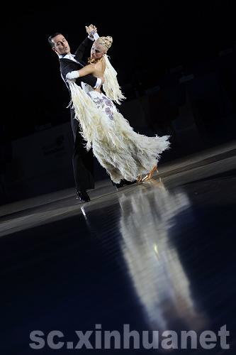 成都國際體育舞蹈公開賽落幕 意大利選手奪冠