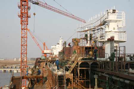 盤錦打造世界級海洋工程裝備制造基地