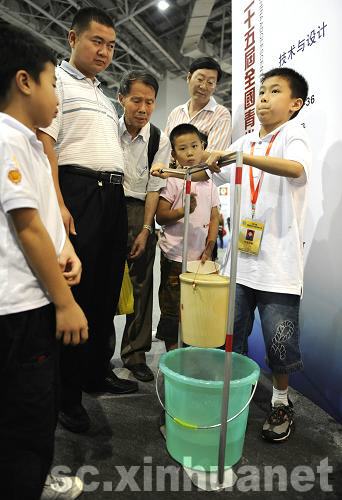 成都小發明亮相第25屆全國青少年科技創新大賽