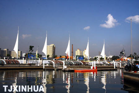 碧空如洗津城美