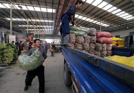 山西：降雨導致菜價上揚