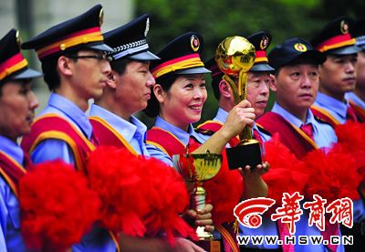 K165次車組47人獲230萬獎勵 市民評多高都不過分