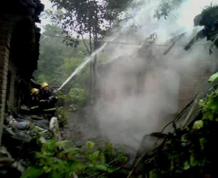 鄉村民房午后突發火災 宜陽消防緊急撲救