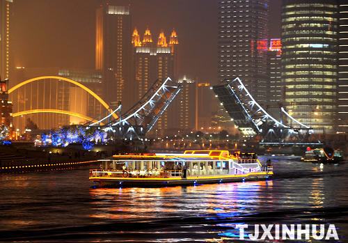 天津打造海河景觀燈光