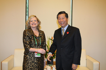 中國證監(jiān)會主席尚福林會見國際證監(jiān)會主席Jane Diplock