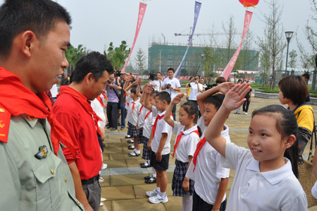 12萬感恩綠卡片陸續送抵援建地