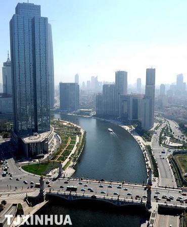 游津門賞海河兩岸美景