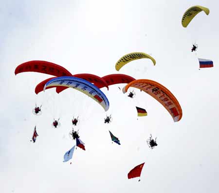 2010中國國際航空體育節表演精彩紛呈