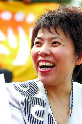 37歲鄧亞萍履新人民日?qǐng)?bào) 級(jí)別正局級(jí)已到崗工作