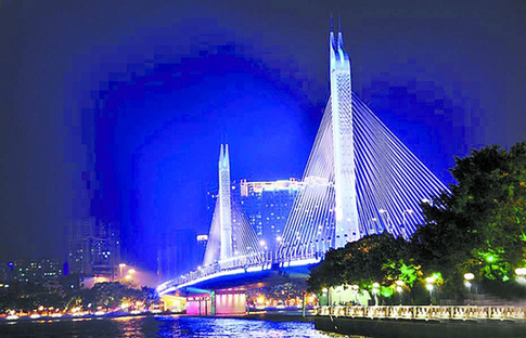 珠江兩岸流光溢彩 廣州披上亞運“晚裝”