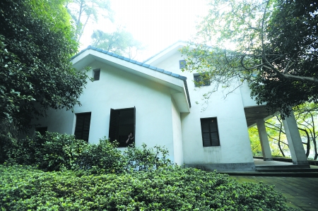 南岸“使館路” 日軍轟炸時的避難所