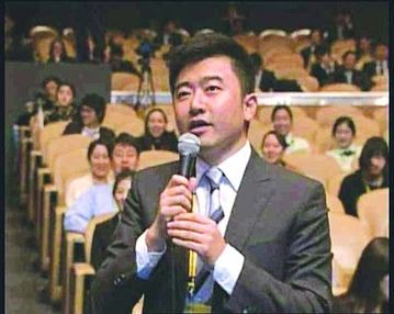 奧巴馬與央視主持人芮成鋼激辯被美國網友批評(圖)