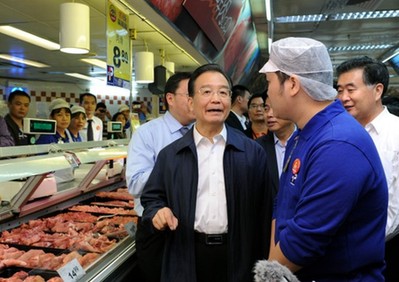 溫家寶赴廣州珠?？疾炝私饨?jīng)濟(jì)社會發(fā)展情況