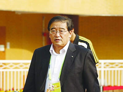 韋掌門(mén)，婚了還是“昏”了？