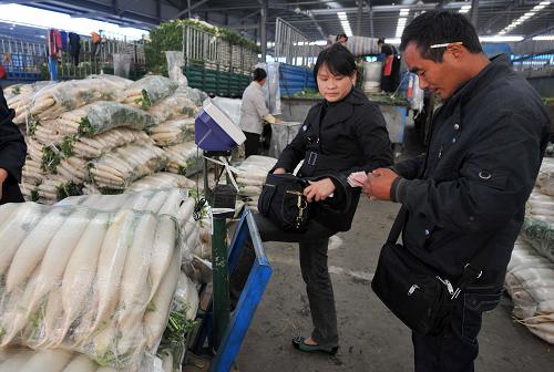 菜價究竟?jié)q在哪里?