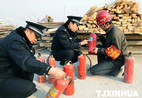 天津公安排查火災隱患