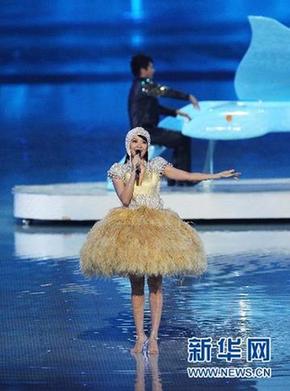 第十六屆亞洲運動會在廣州隆重開幕 溫家寶出席開幕式并宣布本屆亞運會開幕