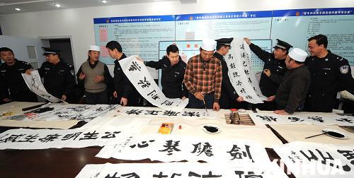 天津公安認真做好為少數(shù)民族服務(wù)工作