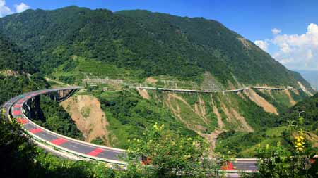 云南評(píng)選“路縣長”、“路鄉(xiāng)長”