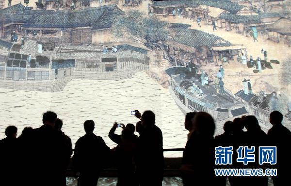 世博會中國館續展首日場面火爆