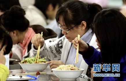 農(nóng)副產(chǎn)品漲價態(tài)勢初步遏制 穩(wěn)物價仍面臨三大難題