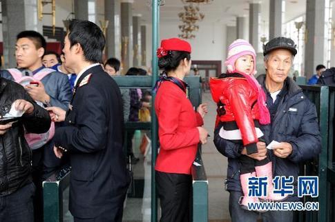 鐵道部就退票改簽等有關鐵路客規修訂問題作出解答