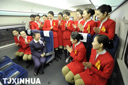 京津城際動(dòng)車(chē)組努力打造世界高鐵服務(wù)品牌