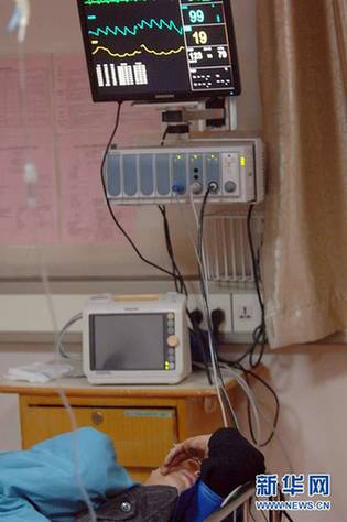 杭州機場高速兩輛大巴相撞多人傷亡(組圖)