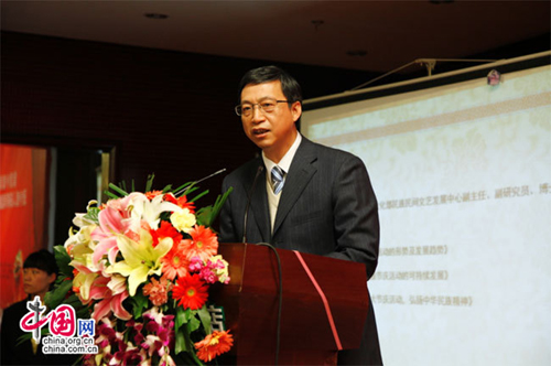 首屆中國(guó)民族節(jié)慶產(chǎn)業(yè)發(fā)展與傳播峰會(huì)在北京召開(kāi)