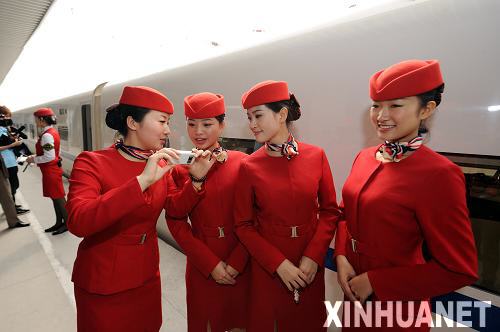 滬杭高鐵今日起程 