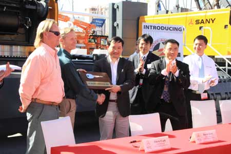 中國工程機(jī)械產(chǎn)品在美國國際工程機(jī)械展廣受歡迎