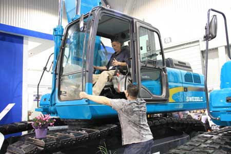 中國工程機械產(chǎn)品在美國國際工程機械展廣受歡迎