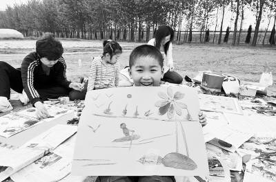 調查顯示逾八成民眾贊同國人過中華母親節(圖)