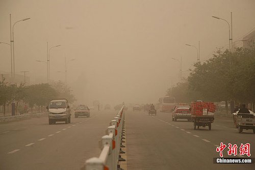 我國北方遭沙塵侵襲 約9000萬人受影響(圖)